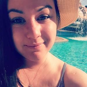 Meet your Posher, Stephanie